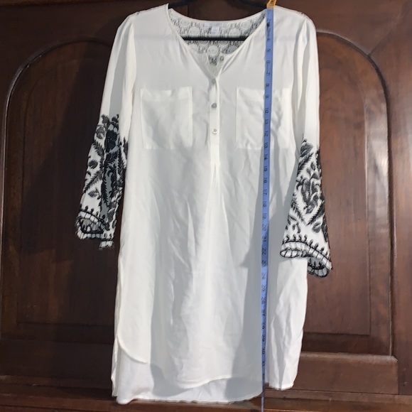 Roz & Ali long cream tunic with lace back & embroidered sleeves size L - Picture 5 of 5